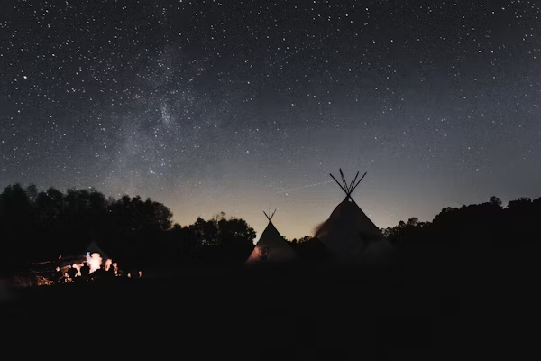 How to Tell Your Solo Travel Stories in a Captivating Way