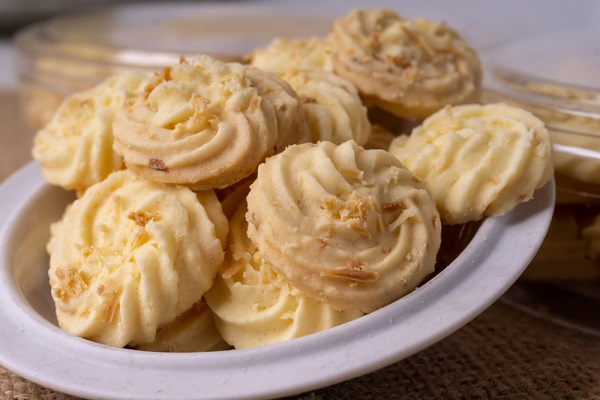 Sago Cheese Cookies (Sagu Keju) 