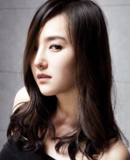 A picture of Lee Hee Jin