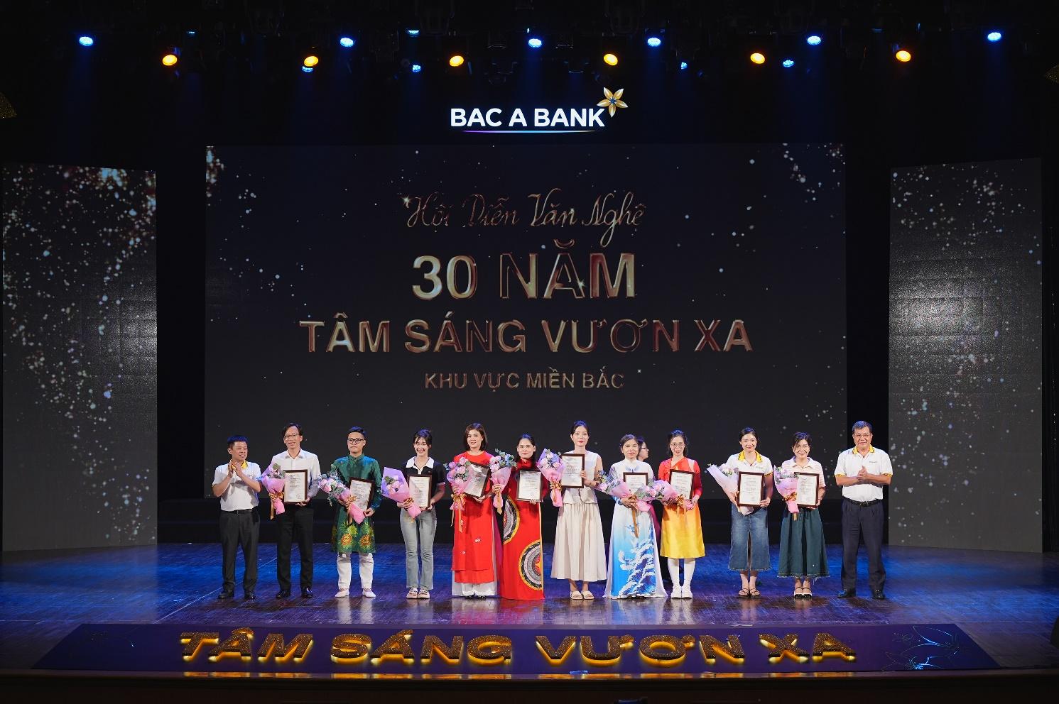 https://www.baca-bank.vn/PublishingImages/Tin%20t%E1%BB%A9c/%E1%BA%A2nh%20n%E1%BB%99i%20dung/2.BAC.JPG