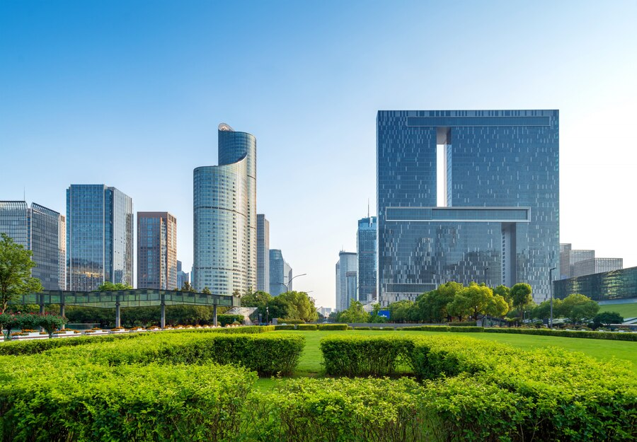 How Commercial Landscape Services Enhance Business Appeal