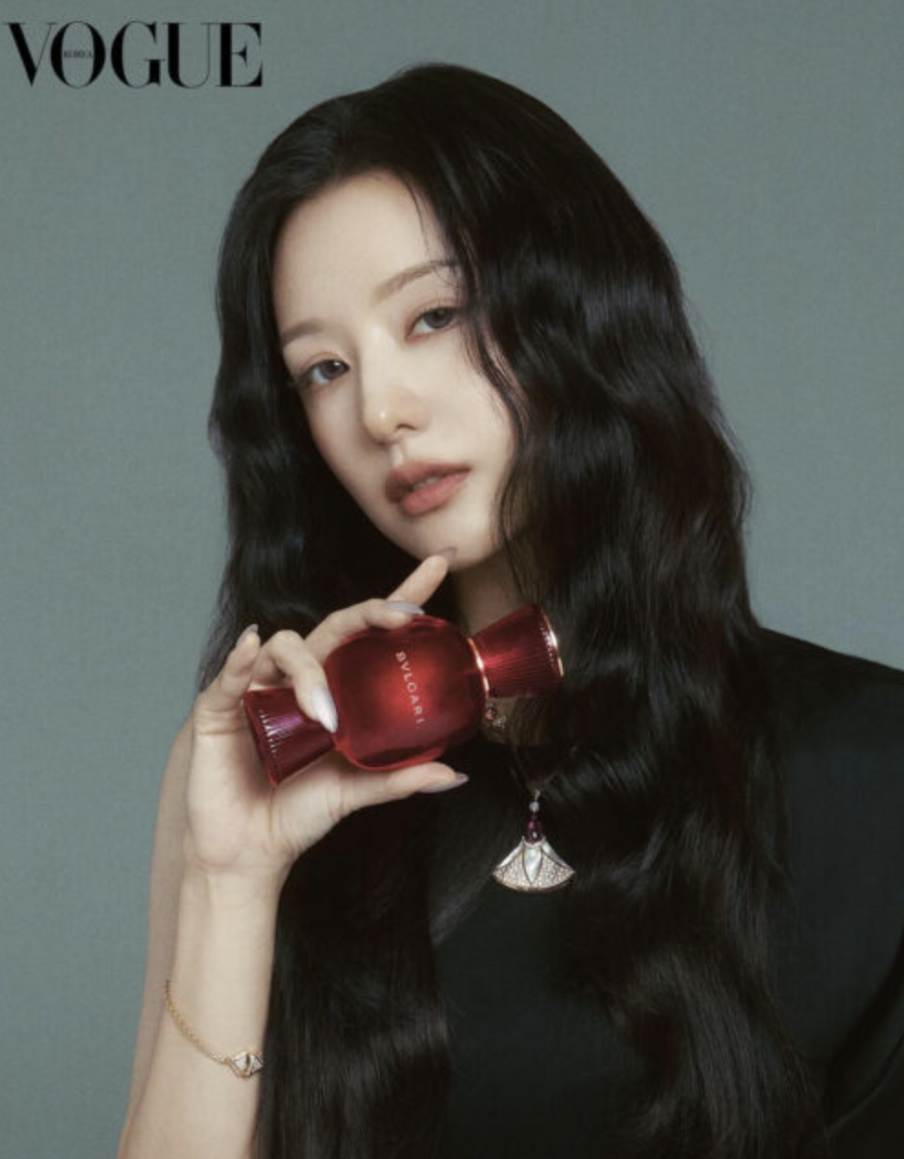 Kim Ji Won's Vogue photoshoot