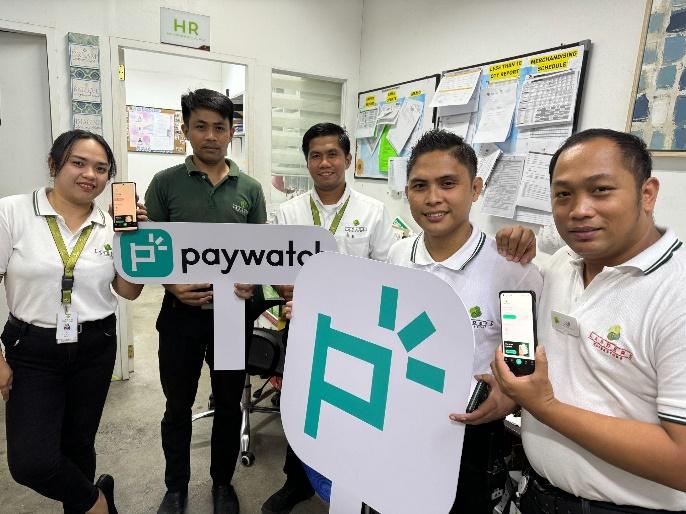 Pioneering On-Demand Pay in PH Supermarkets: Landers Partners with Paywatch to Offer EWA   4