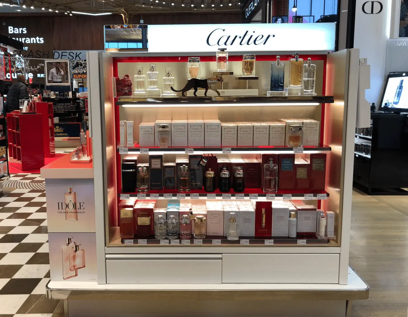 Mueble expositor para Cartier diseñado por Mayence