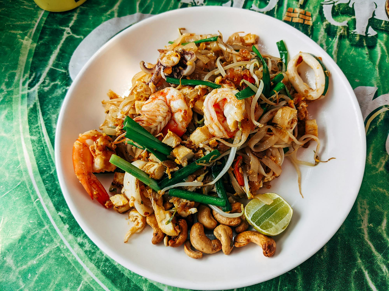 Taste the best pad thai