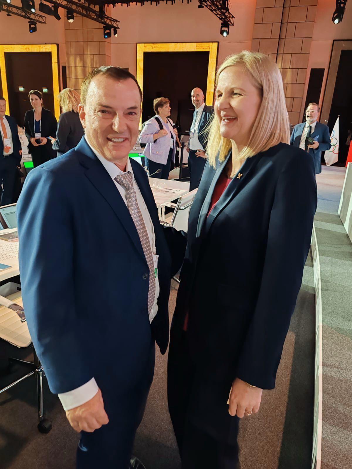 A person and person in suits

AI-generated content may be incorrect.