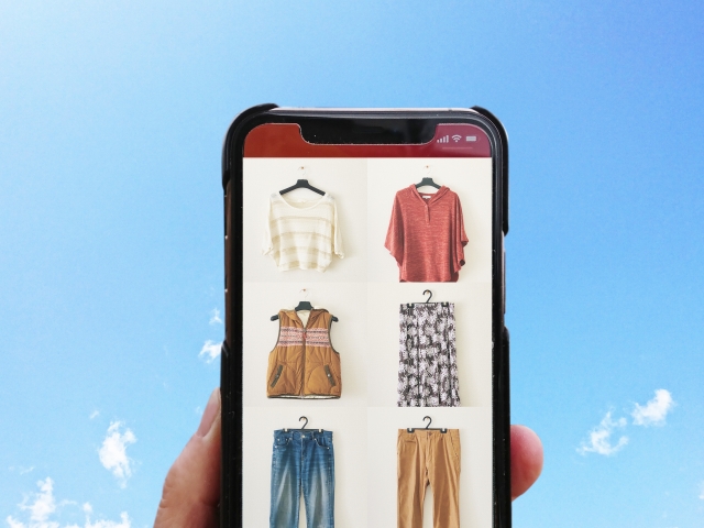 アパレルオンラインショップ画面イメージ