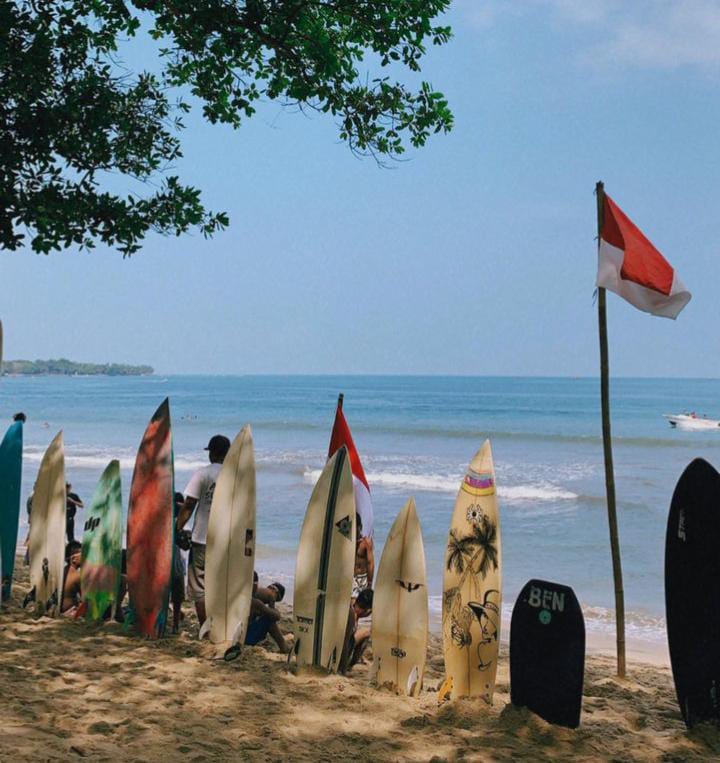 Pantai Pandan Carita, Eksplorasi Keindahan Alam Pesisir Banten