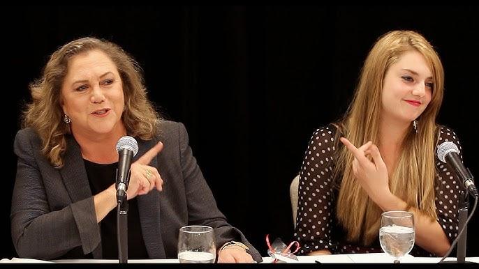 Sexuality & Miley Cyrus: Kathleen Turner, Rachel Ann Weiss comment