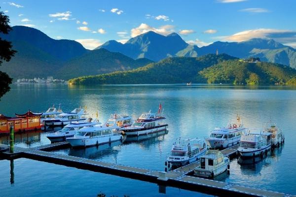 Du Xuân Đài Loan Đài Bắc – Đài Trung – Du thuyền Hồ Nhật Nguyệt Đàm – Công  viên Dương Minh Sơn | Du lịch Đài Loan