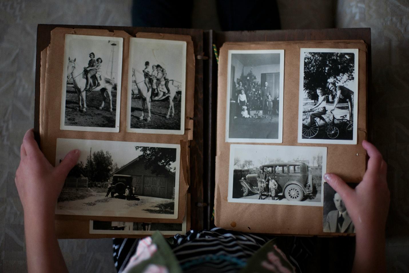 How to Create a Travel Scrapbook as a Solo Female Traveler