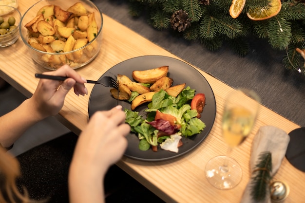 Delicious Ways to Incorporate Seasonal Food Into Meals
