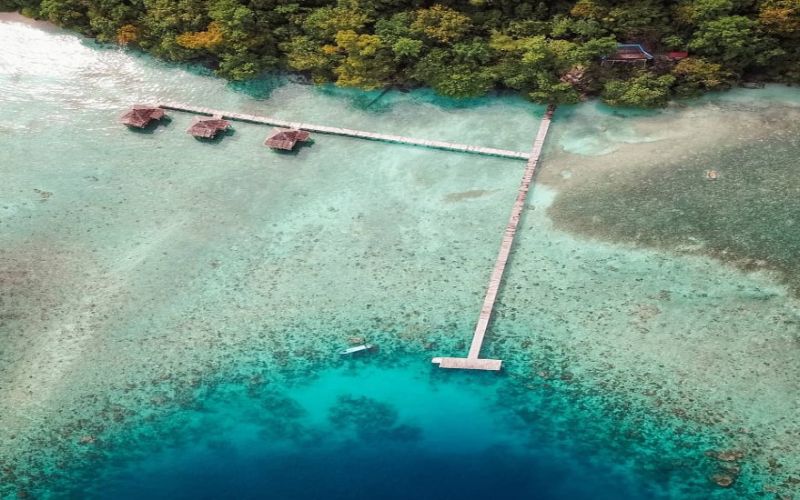 Pesona Pulau Seram, 6 Wisata Alam dan Wisata Budaya Seru!