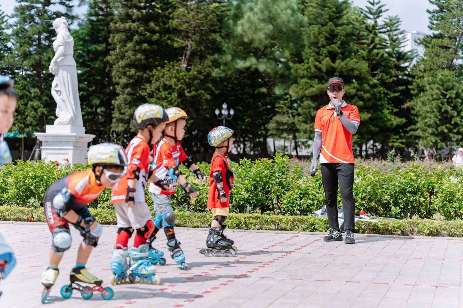 Địa chỉ mua giày patin tại Hoài Đức chất lượng nhất