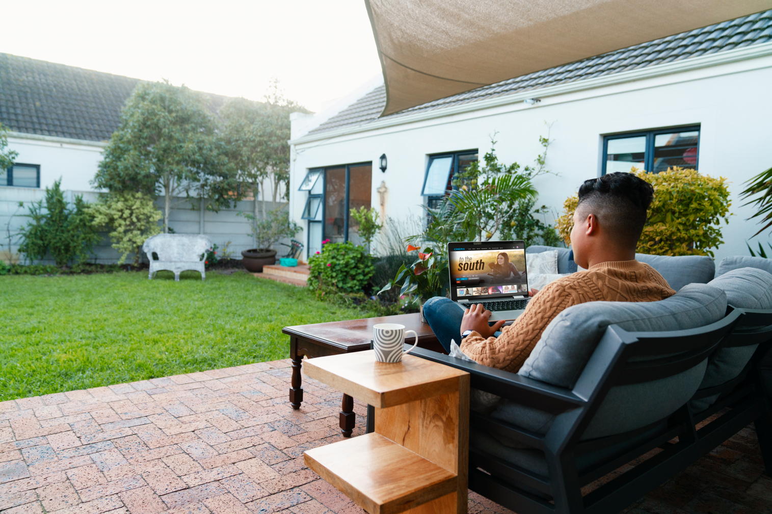 From Boring to Breathtaking: Transform Your Outdoor Space into a Relaxing Getaway