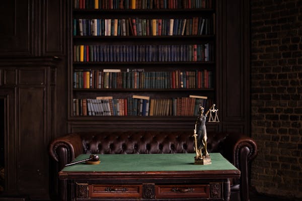 Legal Advice for Beginners: Start Smart Today