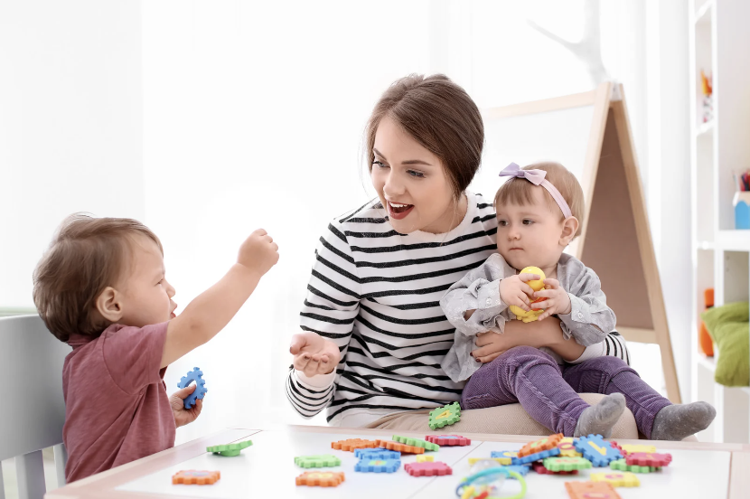 jobs étudiants babysitting