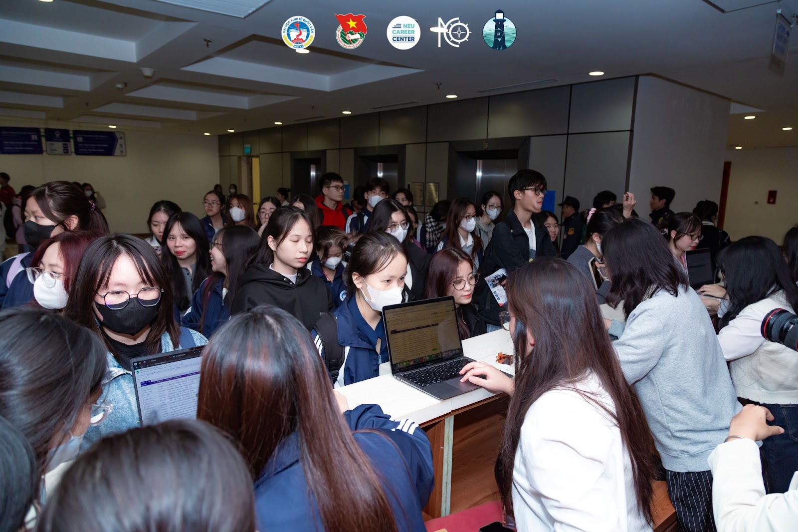 Recap Lễ Phát Động Dự Án Neu Daily Mentoring-Talkshow “Mentorverse: Sức Mạnh Kết Nối - Dẫn Lối Gen Z”