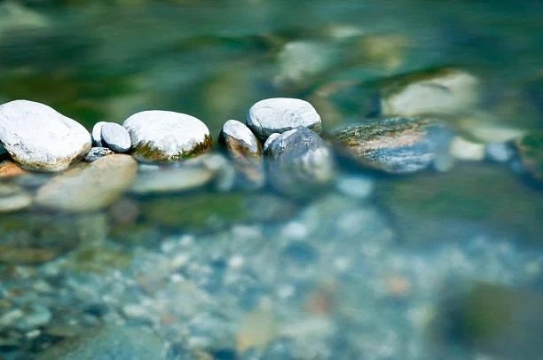 18 Reflective Lakes Surrounded by Majestic Peaks, reflective lakes, nature, forest, landscape, majestic peaks, mirror surface
