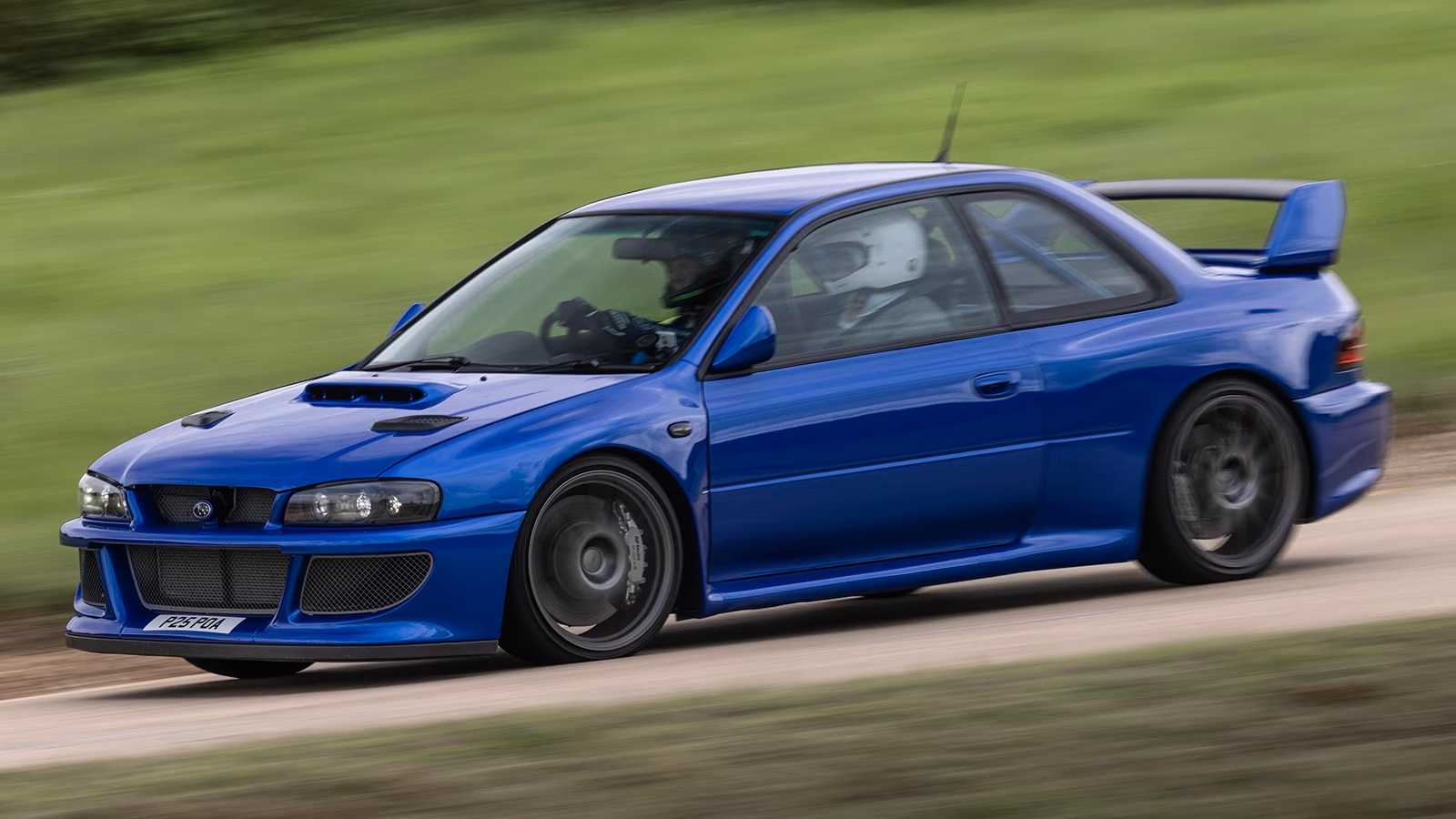 สรุปรถยนต์ : Subaru Impreza 22B Prodrive P25