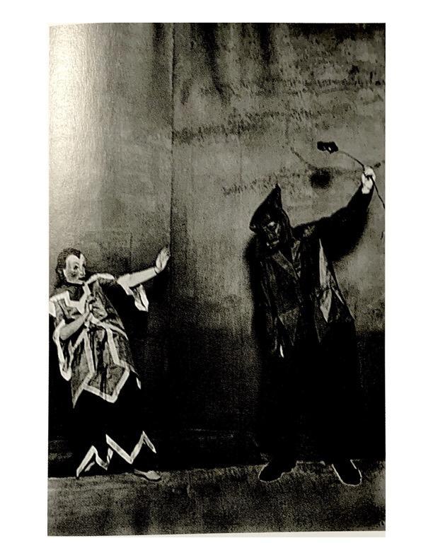 Photo of “Bricriu, god of discord, forces Eithne to depart in terror” by courtesy of Theater Instituut Nederland (Cave 79)