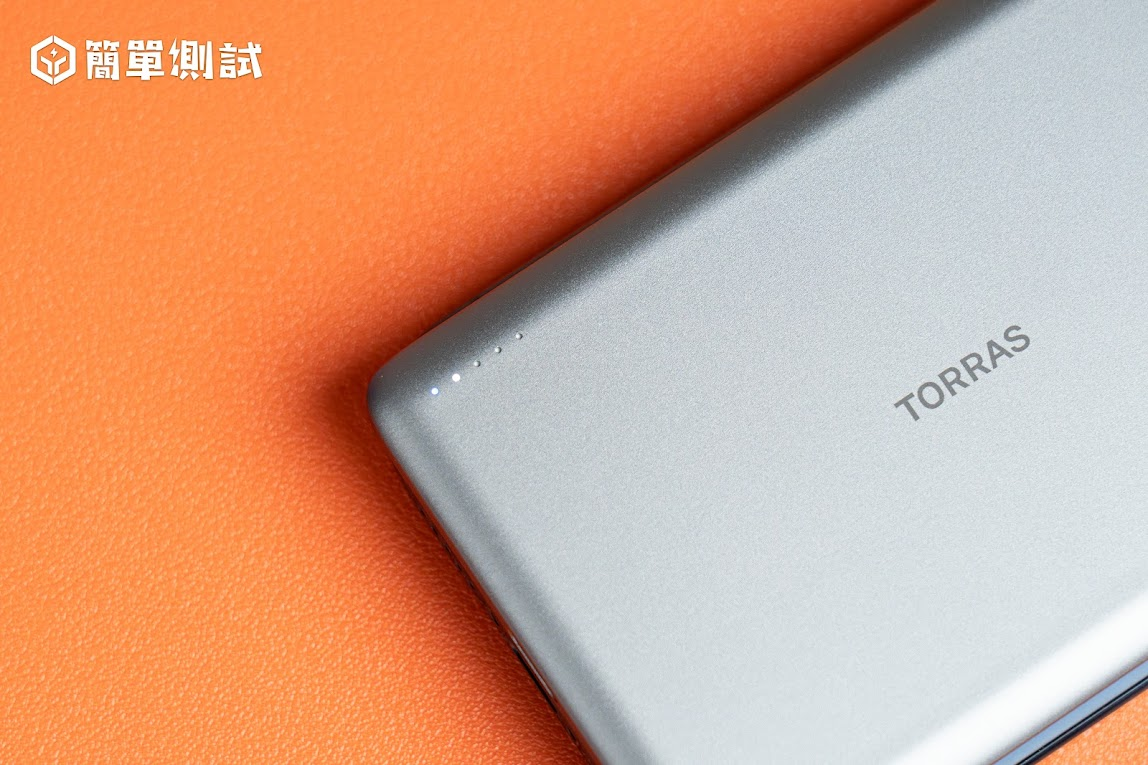 為 iPhone 16 Pro 做準備：超輕薄 MagSafe 磁力吸附行動電源 TORRAS MiniMag