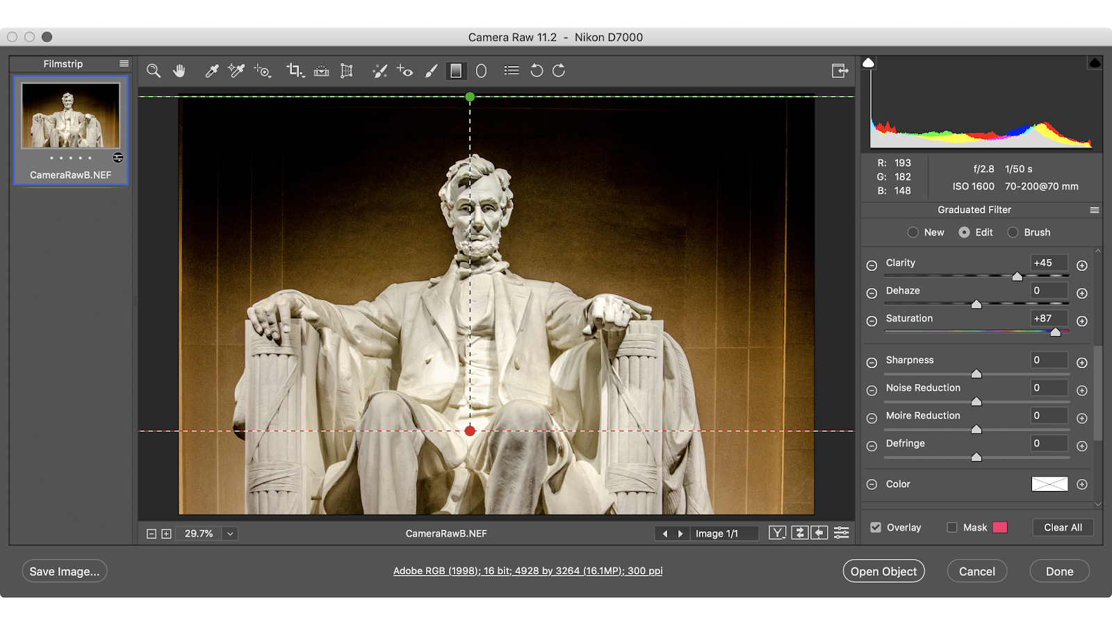 Abraham Lincoln statue in the Lincoln Memorial. Image has a horizontal green and white dotted line across the top, a horizontal red and white dotted line two-thirds of the way down the statue, and a vertical white dotted line running between the two horizontal lines, in the middle of the statue