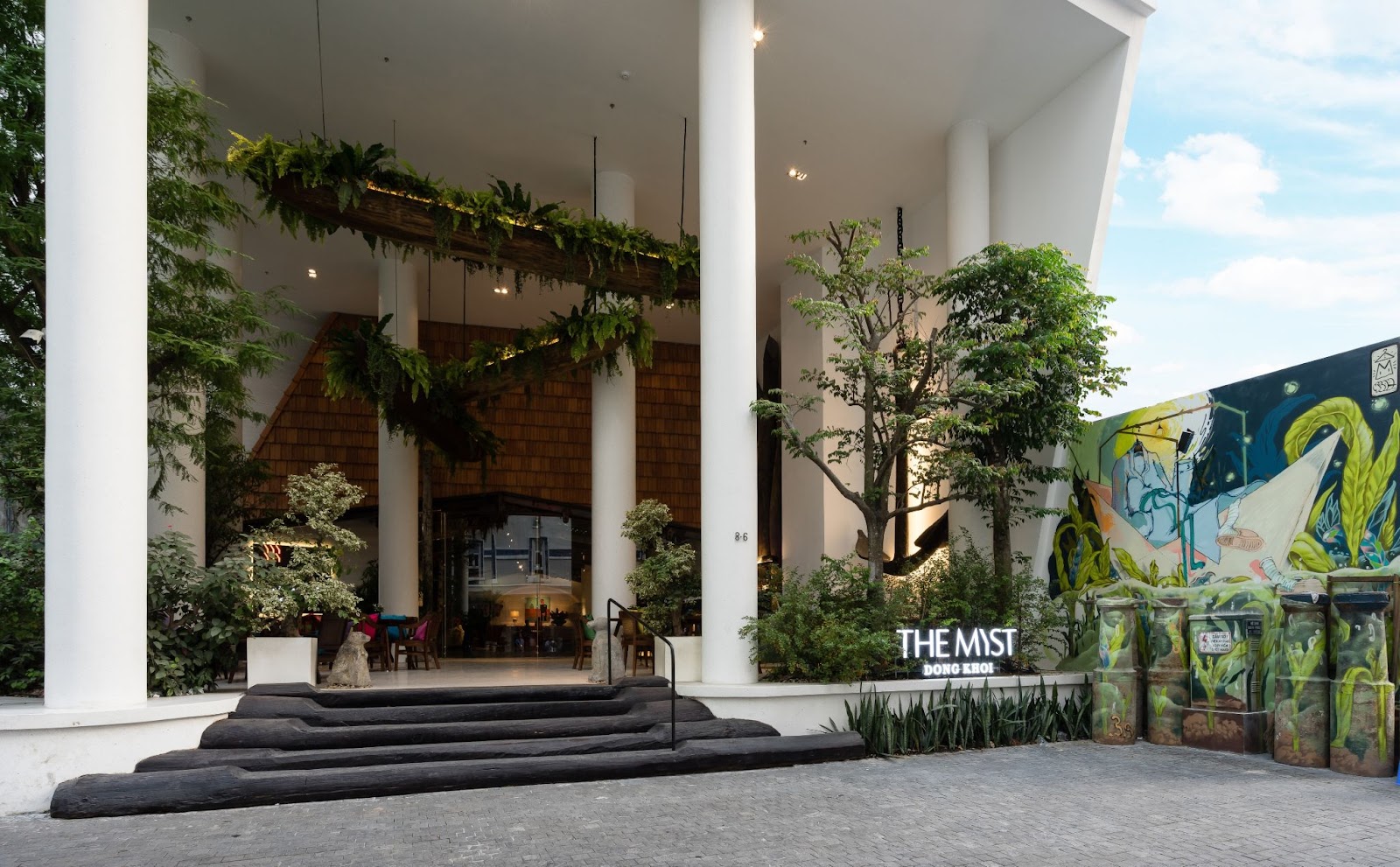 Choose The Myst Dong Khoi for Your Stay in Saigon
