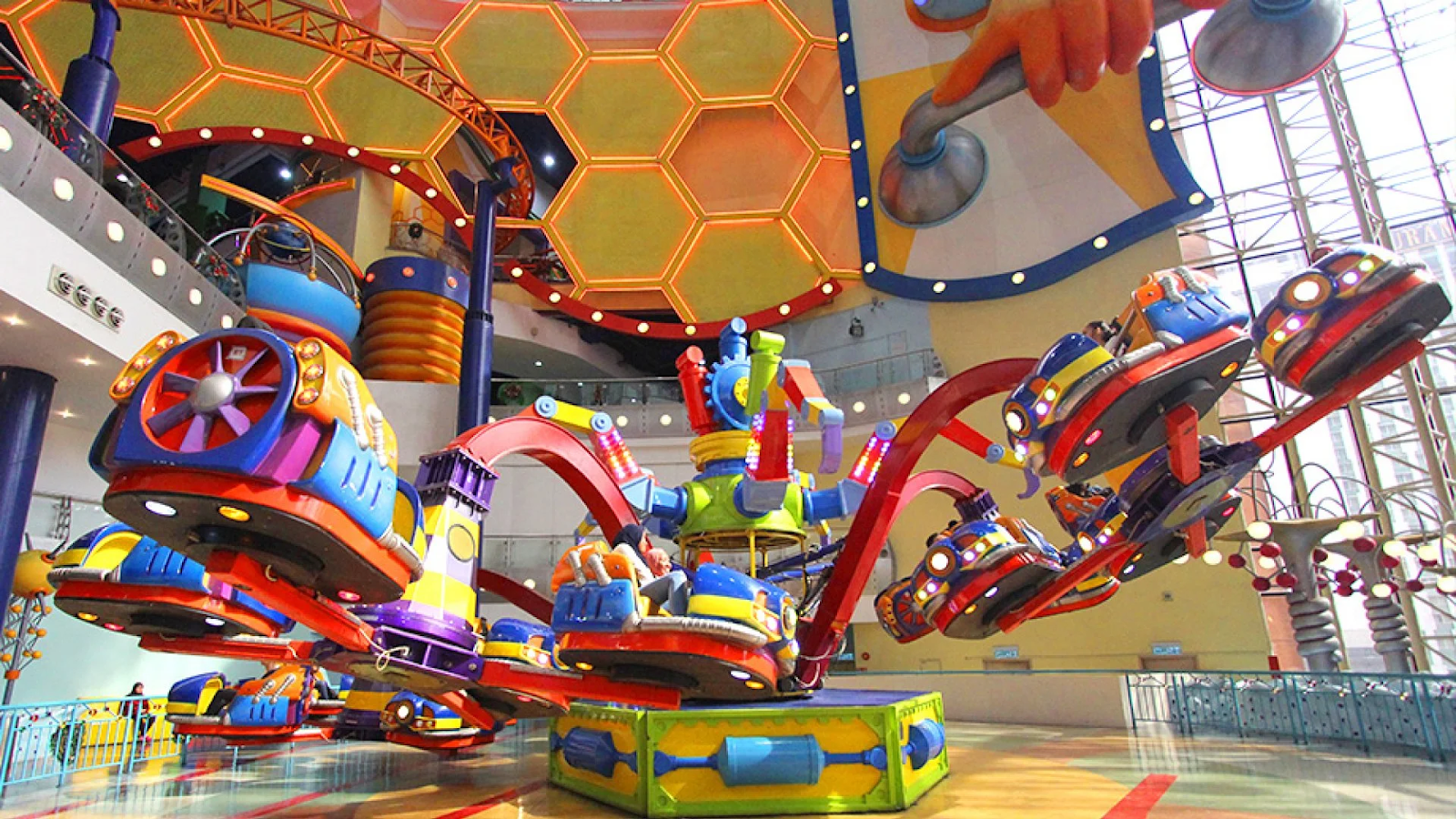 Times Square Theme Park: Tarikan Utama & Cara Beli Tiket Masuk Dengan Diskaun Istimewa!