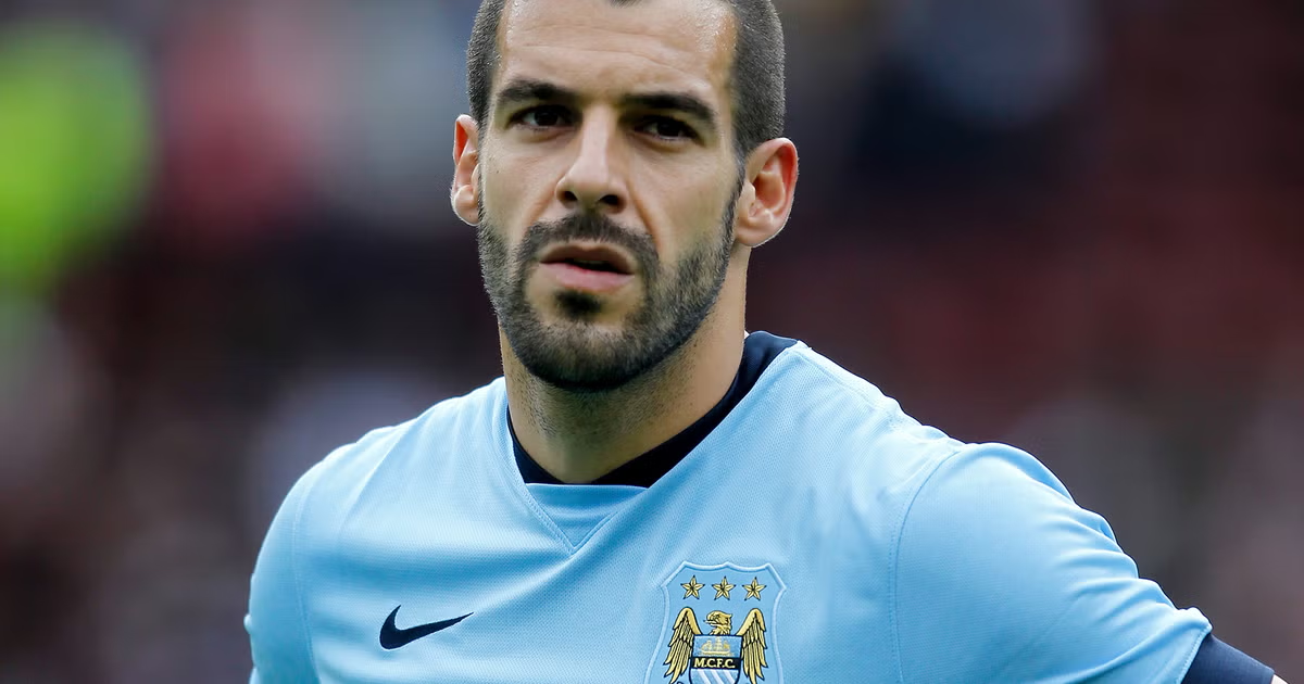 Alvaro Negredo: Hành Trình Vĩ Đại của Một Ngôi Sao Bóng Đá Tài Năng