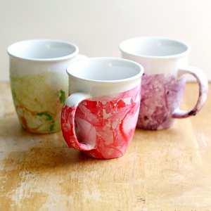 DIY Marbled Nail Polish Mugs PM