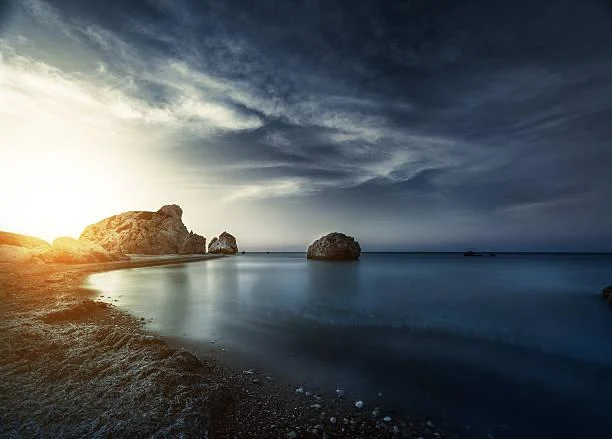 20 Serene Nature Photos to Refresh Your Mind, serene nature, peaceful photos, nature, landscape, calming images, landscape calm
