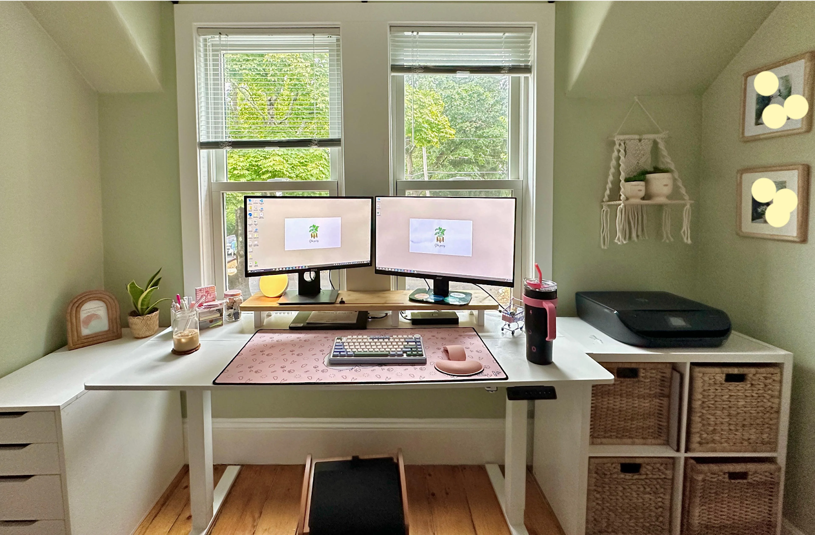 Optimized Lighting for Focus and Energy in the Office Space