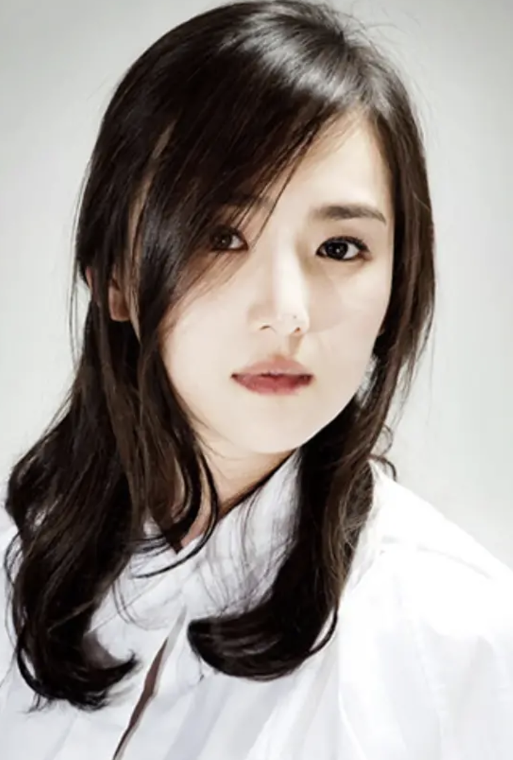 A picture of Lee Hee Jin