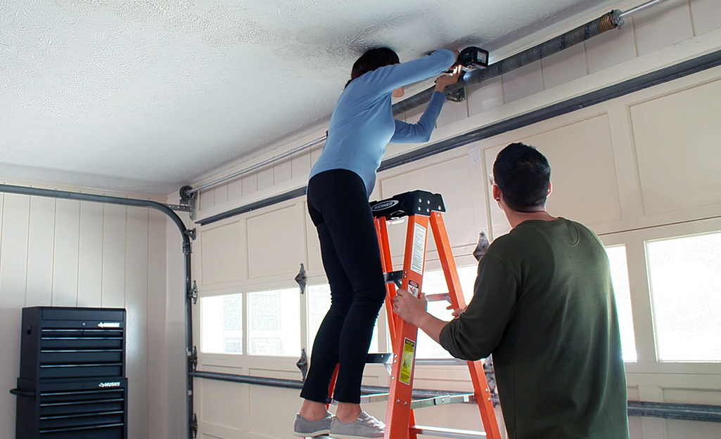 how to repair a garage door opener