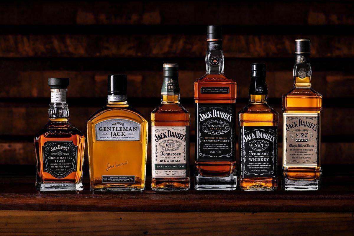 Американский производитель виски Jack Daniel's и водки Finlandia ушёл из  России, но начал судиться