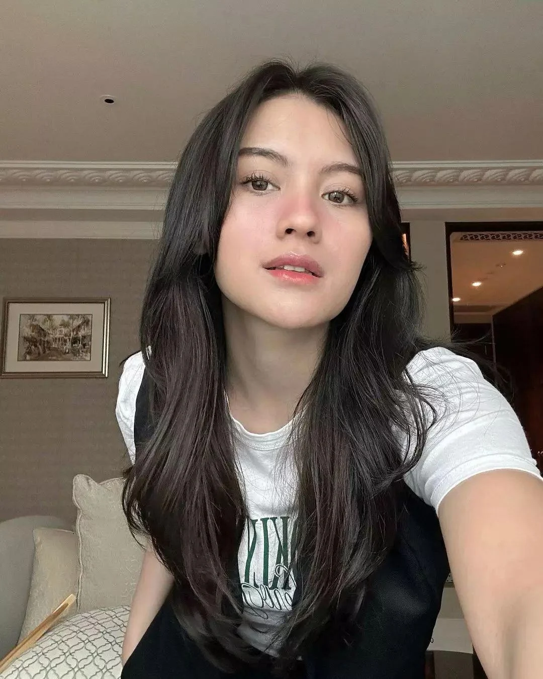 Cewek Cantik yang Membuatmu Menginginkan Lebih, cewek cantik, inginkan lebih, gadis menggoda