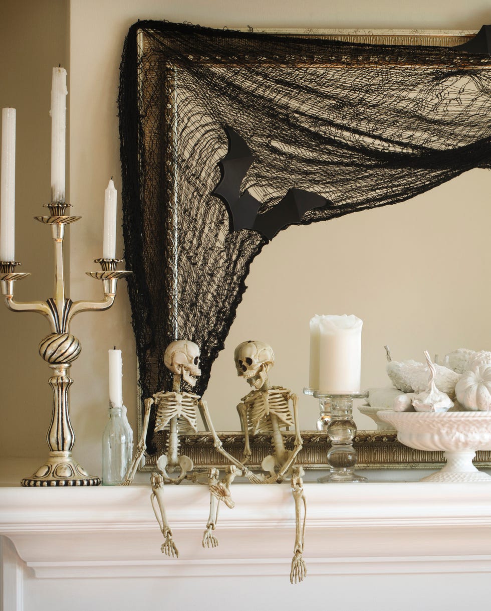 halloween table decor