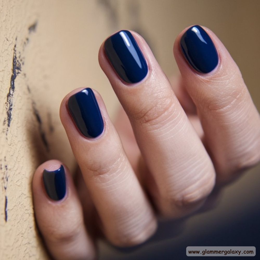 Classy Fall Nails having Dramatic Deep Blue