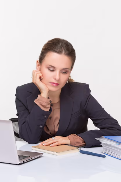 A business lady is thinking about finance blog names