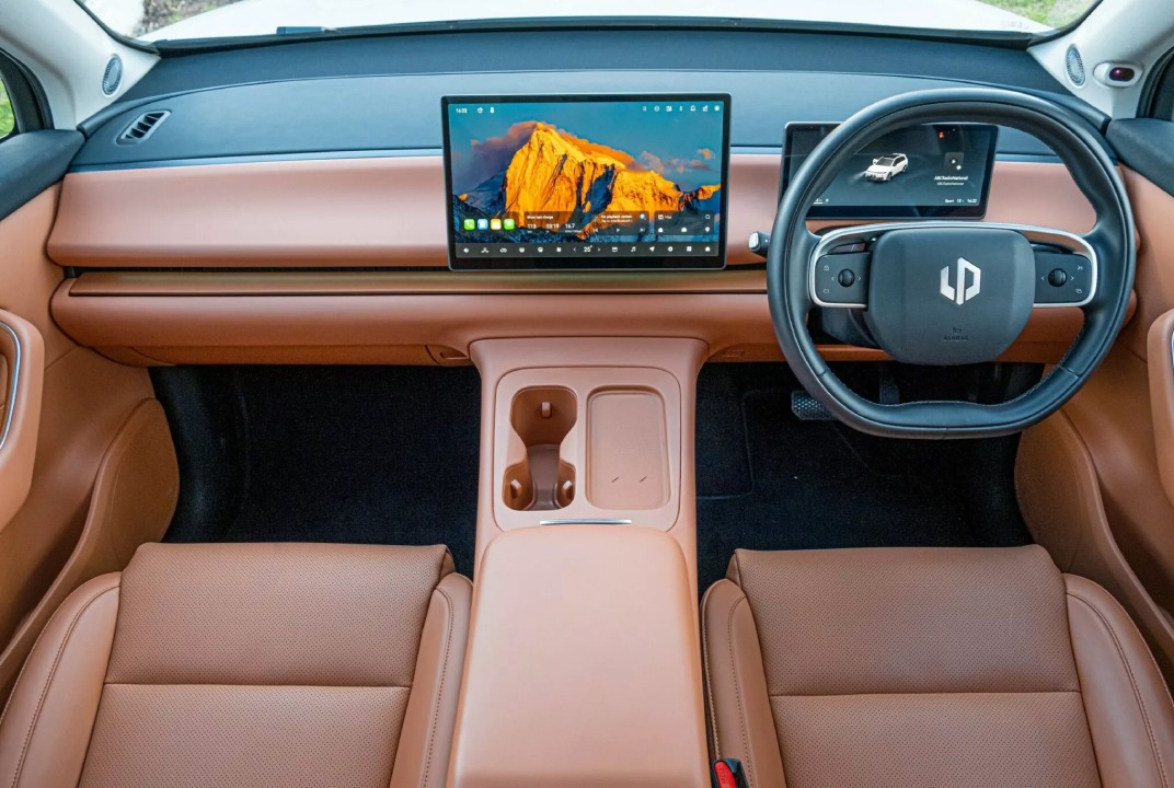 Leapmotor’s electric SUV combines strong performance, impressive driving range, and advanced technology, offering competitive pricing in the growing EV market. 