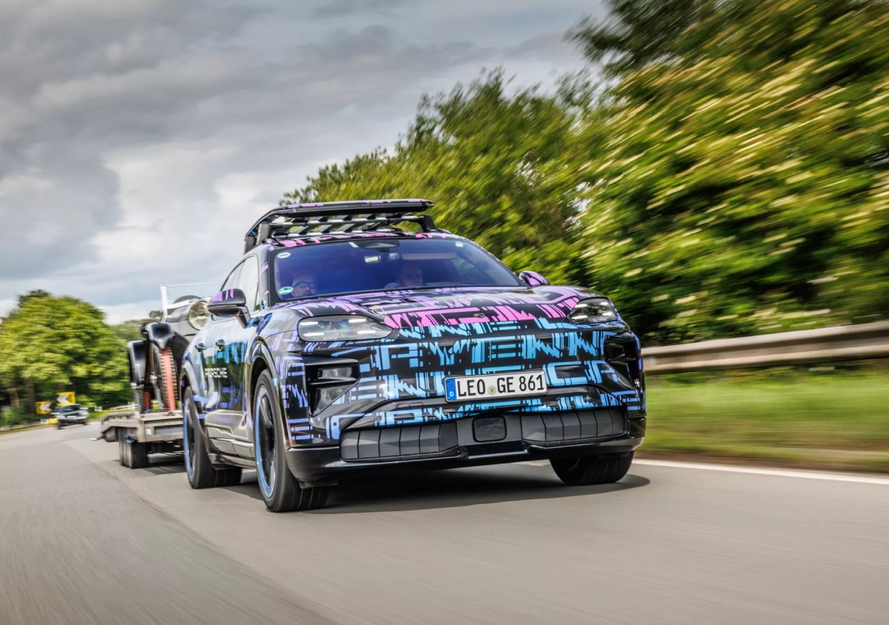 The article highlights OnStar technology in the GMC Yukon and how it enhances driving experience with improved safety, comfort, and smart connectivity. 