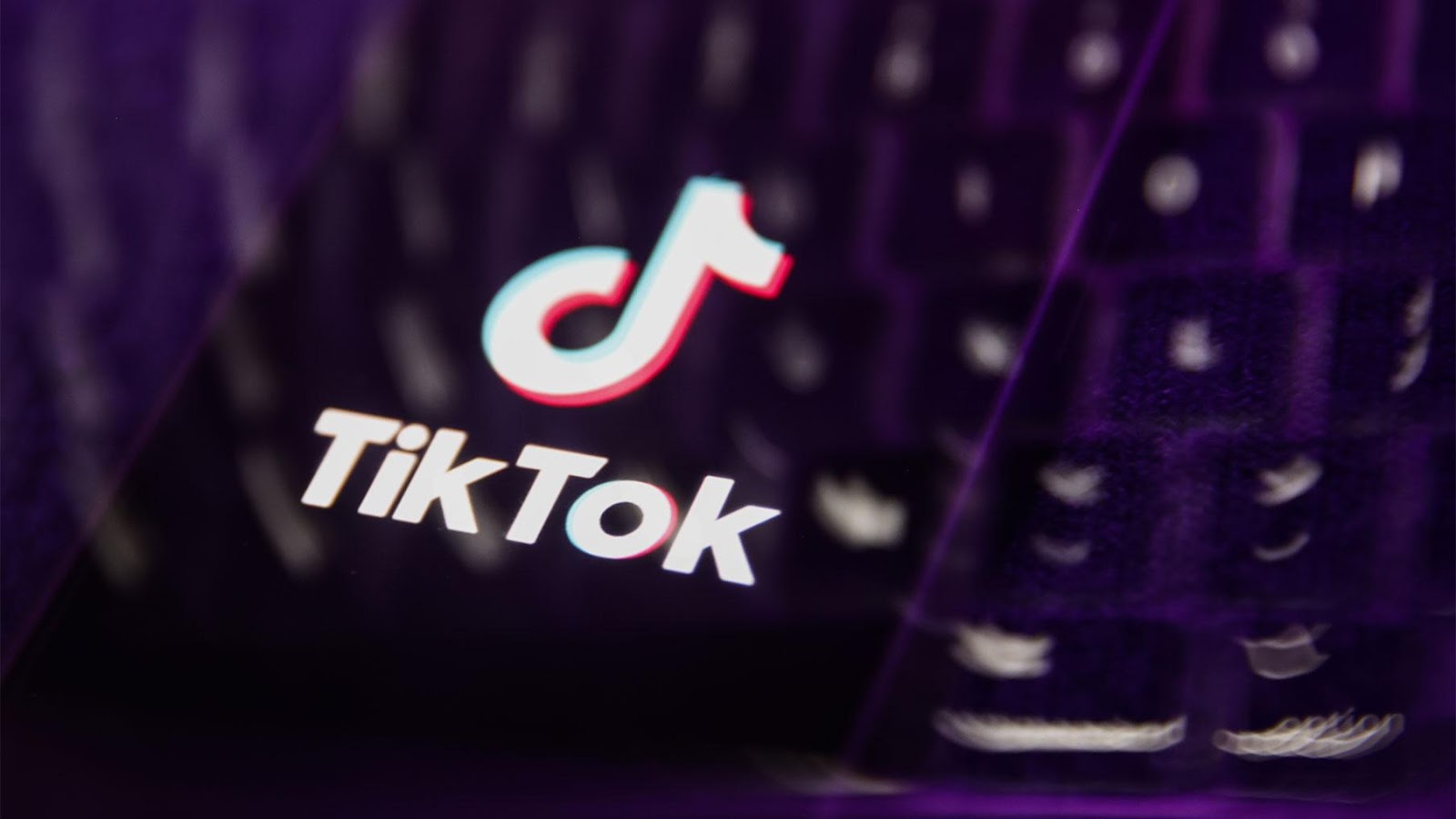 TikTok tests 60-minute video uploads as it continues to take on YouTube |  TechCrunch