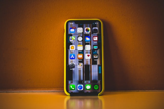 Unlocking the Mystery of the iPhone's 'Slide to Answer' Feature 1