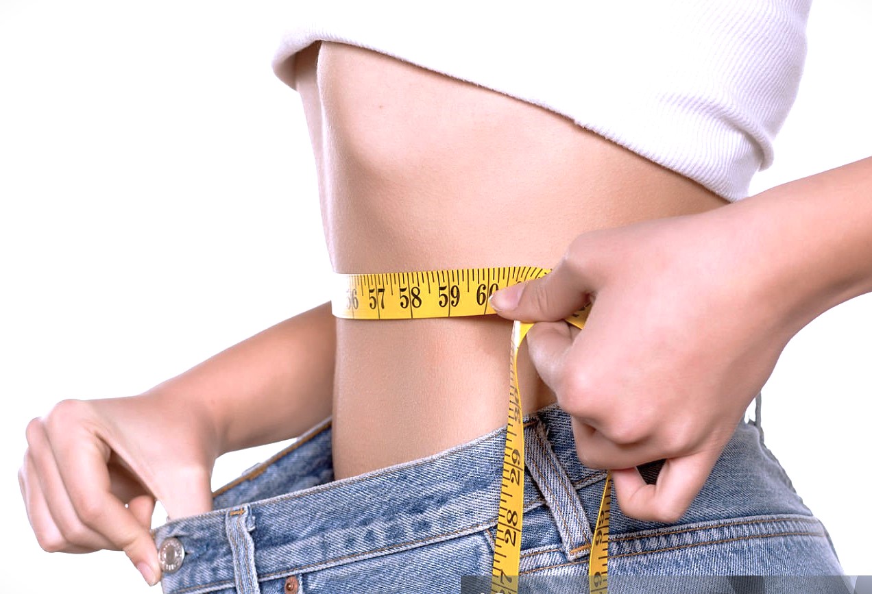 Looking for real results? Discover 9 tips to lose weight fast in 15 days using natural fat-burning foods, simple home remedies, and an easy 15-day weight loss plan that works.
