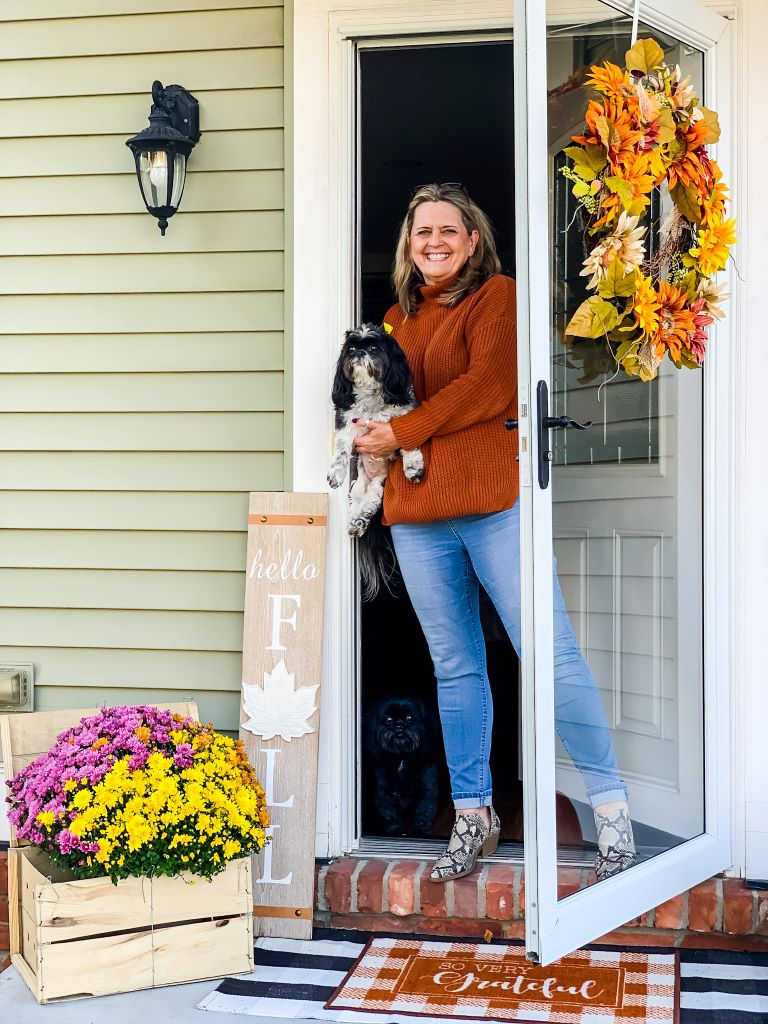 Decorate with Mums and Other Fall Flowers