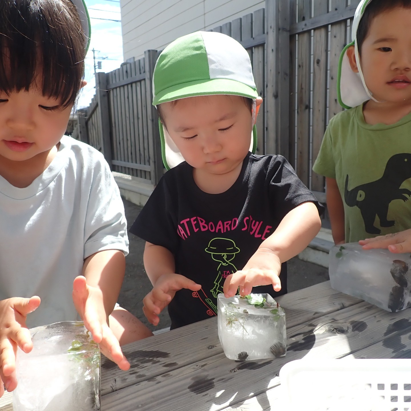 夏の製作をつくってあそぼう｜手作り氷