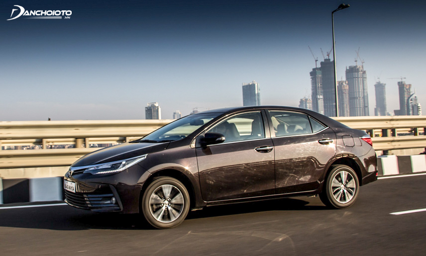 Toyota trang bị hai dòng động cơ trên Corolla Altis 2018