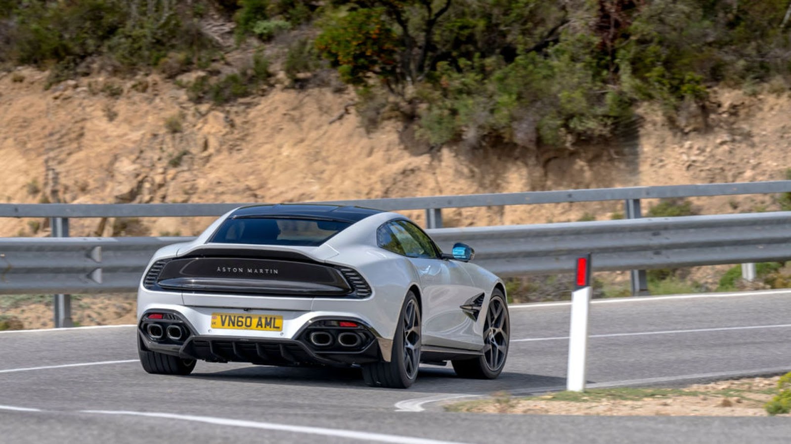 Aston Martin Vanquish