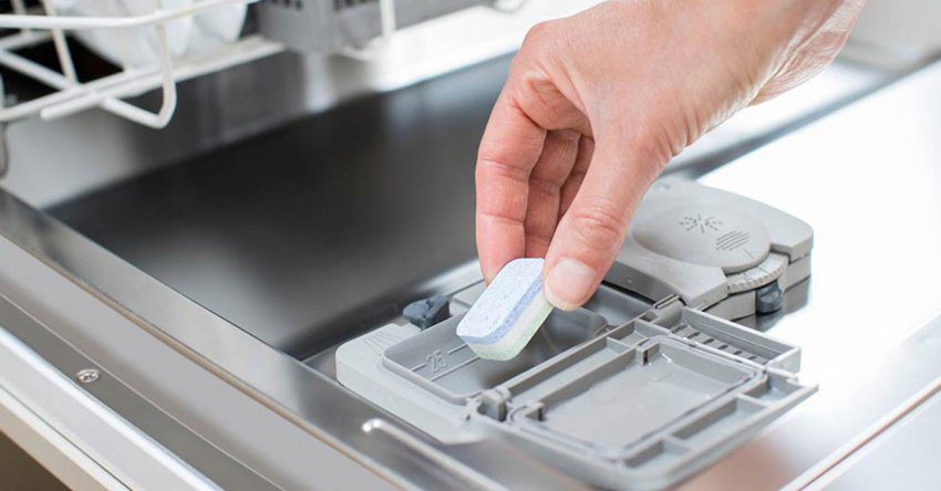 Máy rửa chén có dùng nước rửa chén được không 2